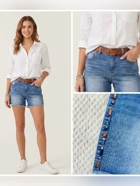 Seven7 Denim Raw Hem Women’s Blue Jean Shorts with Embroidered Side Trim SZ 8
